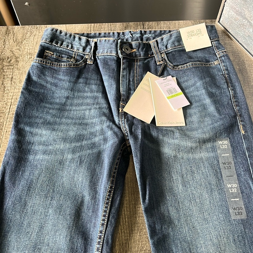 Calvin Klein men’s dark blue jeans, straight cut W30xL32